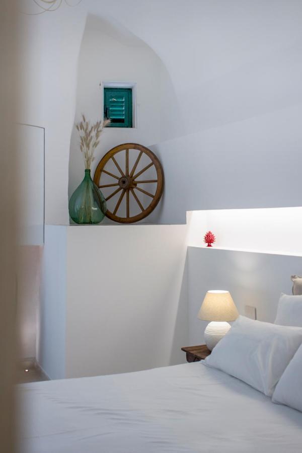 Anfora Dei Segreti - Suite Apartment Полиньяно-а-Маре Экстерьер фото